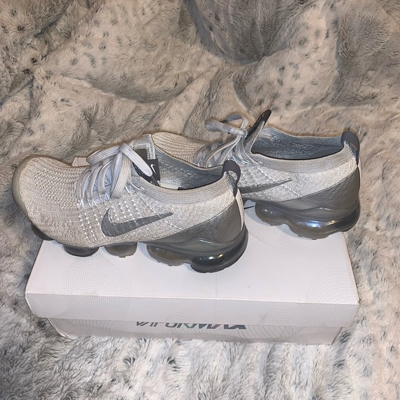 NIKE VAPORMAX - Picture 1 of 4